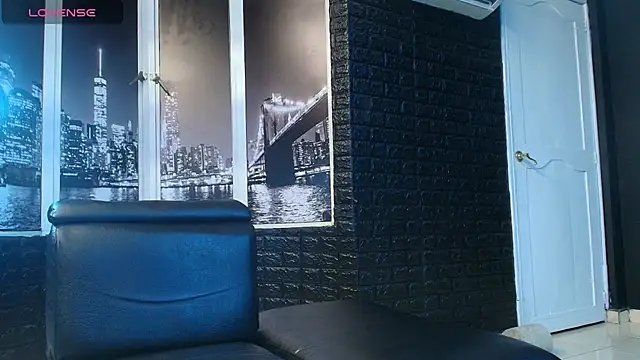 axel fox21 online show from October 19, 2:56 am