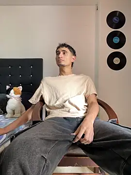 gsusss feet online show from October 24, 5:09 pm