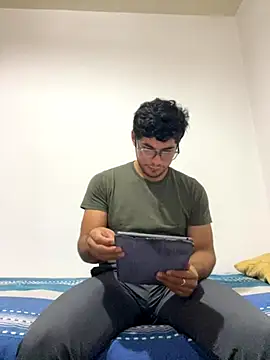 Twistermc11 online show from November 6, 3:40 am