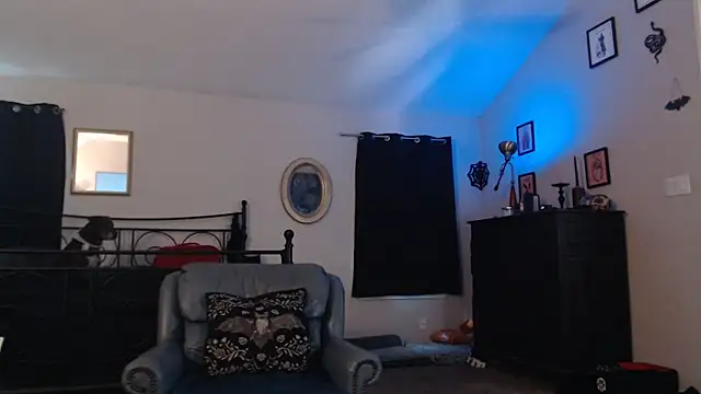 ImKatMeow online show from February 16, 6:48 pm