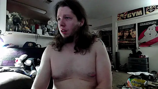 biggerisbetter12 online show from October 30, 7:36 pm