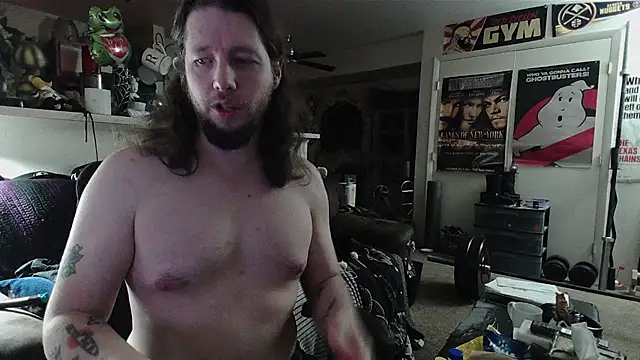 biggerisbetter12 online show from April 9, 8:31 am