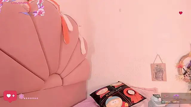 madeliin clerk online show from November 26, 7:59 pm