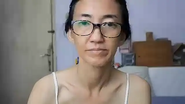 princessD077 online show from April 5, 4:15 pm