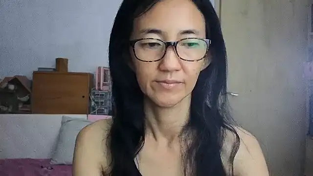 princessD077 online show from April 9, 4:12 pm