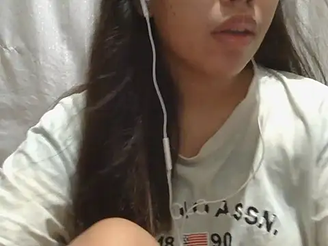 ChubbyButty online show from April 7, 1:44 pm