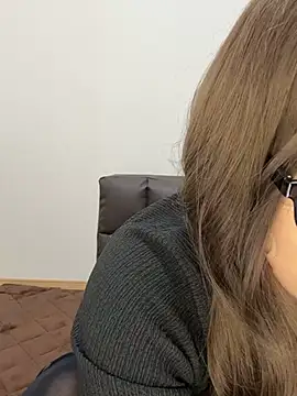 Snapshot of sakina-07 chatting on May 18, 2:12 pm sakina-07 online show from May 18, 2:12 pm