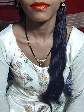 Itz Aisha   online show from November 4, 5:50 am