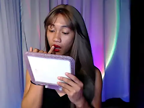 taylaxuxu online show from March 15, 5:13 am