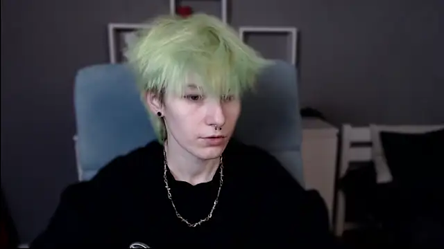 guitarandangell online show from November 1, 11:23 am