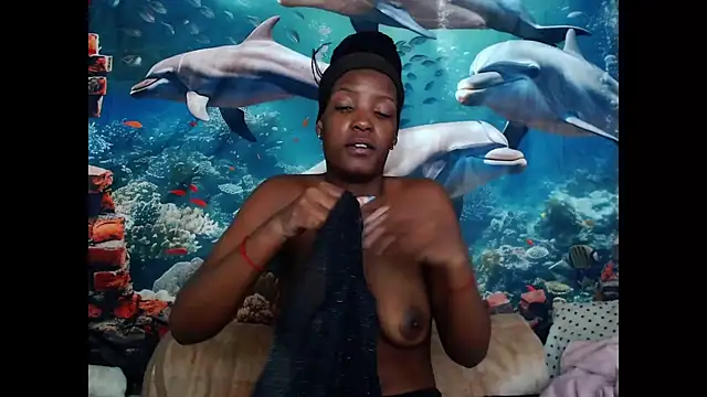 AfricanBarbiee69 online show from April 15, 10:10 pm