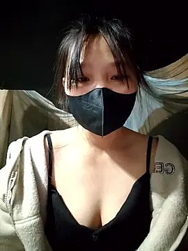 linh-miu99 online show from January 9, 7:15 pm