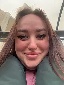 KiraSunshine online show from April 13, 5:24 am