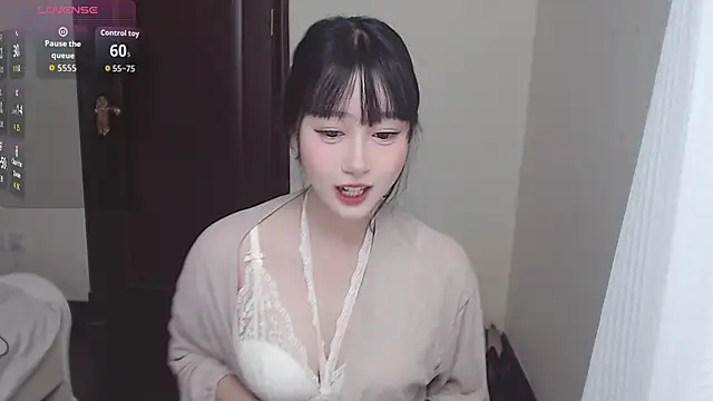 Xiaowen-wen online show from October 18, 12:06 pm