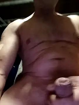 Snapshot of Sexyfab65 chatting on February 11, 6:18 am Sexyfab65 online show from February 11, 6:18 am