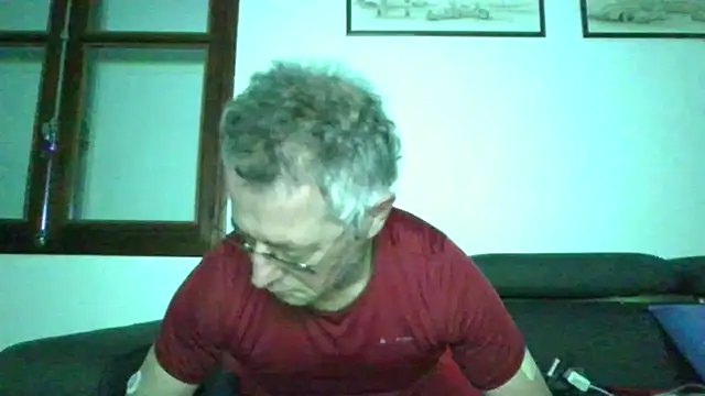 Snapshot of Sexyfab65 chatting on February 13, 7:15 am Sexyfab65 online show from February 13, 7:15 am