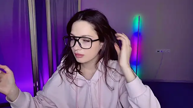 KiraVair online show from April 15, 3:52 pm