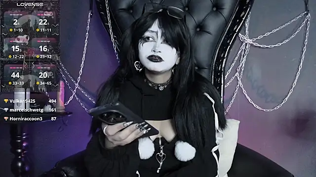 Snapshot of Navier__ chatting on April 17, 3:15 pm Navier online show from April 17, 3:15 pm