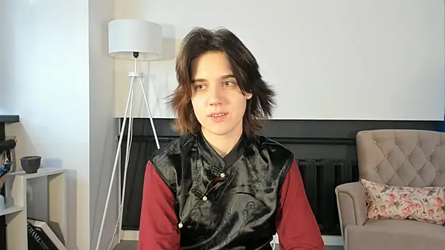ShandaHenein online show from October 20, 8:48 am