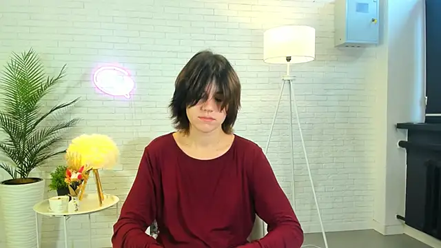 ShandaHenein online show from October 21, 8:37 am