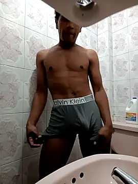 Snapshot of Gh_garciaz chatting on March 19, 4:33 pm Gh garciaz online show from March 19, 4:33 pm