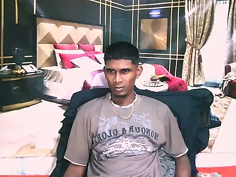 Snapshot of IndianThuggin chatting on May 16, 3:44 pm IndianThuggin online show from May 16, 3:44 pm