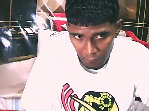 Snapshot of IndianThuggin chatting on June 18, 5:39 pm IndianThuggin online show from June 18, 5:39 pm