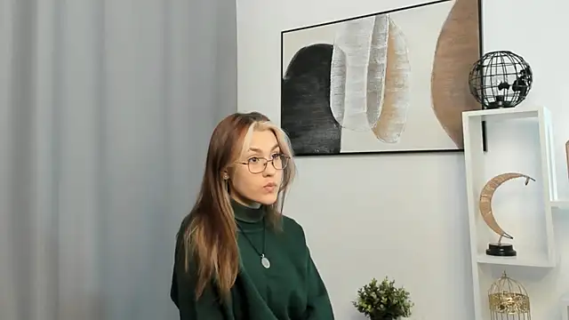 KelseyBetak online show from October 24, 7:05 am