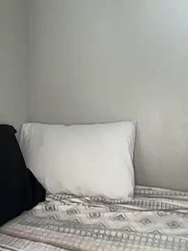 babygirlesme online show from April 16, 7:36 pm