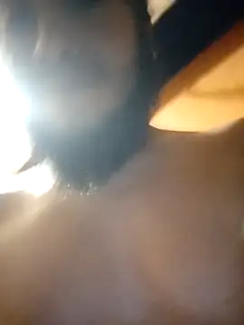 Snapshot of Travieso_21 chatting on October 21, 11:22 am Travieso 21 online show from October 21, 11:22 am