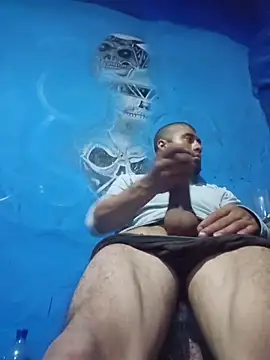 Snapshot of vergueo3 chatting on December 18, 11:44 pm vergueo3 online show from December 18, 11:44 pm