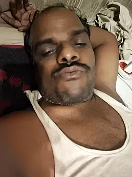 RNlov online show from February 20, 5:24 pm