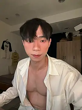 Snapshot of charon_0509 chatting on June 22, 2:36 pm charon 0509 online show from June 22, 2:36 pm