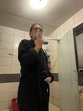 kon77777 online show from November 9, 3:38 am