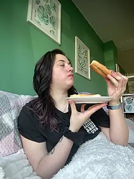 YourFrenchFeliciexo online show from April 13, 10:21 am