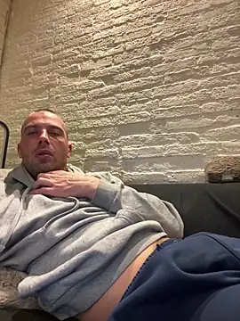 Rotteei1 online show from March 11, 10:05 pm