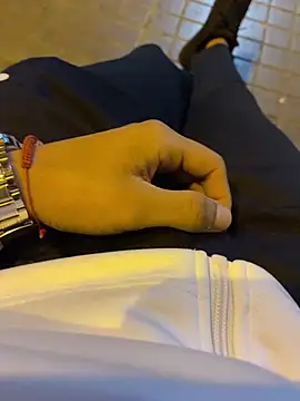 Snapshot of Anaconda_Negra20 chatting on November 2, 8:22 pm Anaconda Negra20 online show from November 2, 8:22 pm