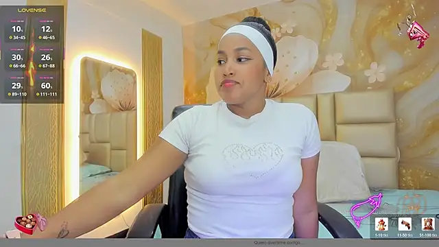 NahomiWalker  online show from February 12, 7:53 pm