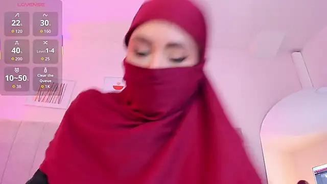 fatiima  online show from November 14, 7:01 pm