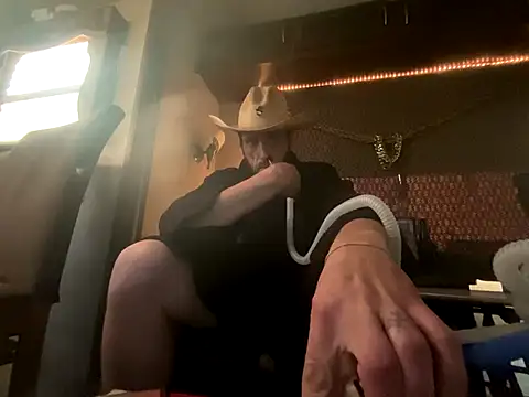 juancarloshunnit online show from November 15, 2:02 pm