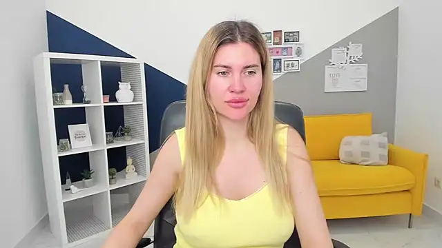 Snapshot of AryaAltkerer chatting on March 3, 1:50 pm AryaAltkerer online show from March 3, 1:50 pm