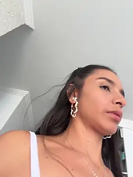 Snapshot of violeta365 chatting on April 25, 8:28 pm violeta365 online show from April 25, 8:28 pm
