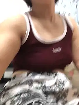 HinayLa online show from February 7, 2:26 am