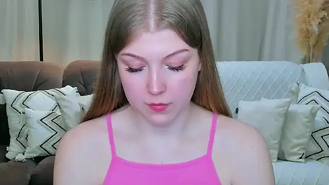 Snapshot of Stella_Light chatting on April 28, 6:02 pm Stella Light online show from April 28, 6:02 pm
