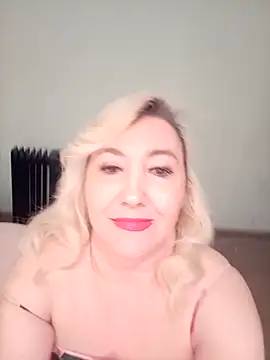 LadyKriss online show from February 20, 9:59 pm