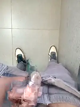 HeatableRevan online show from April 8, 8:03 am