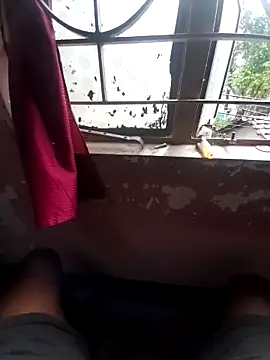 Snapshot of bindasbruno chatting on October 30, 8:27 am bindasbruno online show from October 30, 8:27 am