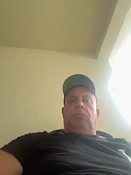 Snapshot of wellingtonmds chatting on May 3, 4:24 pm wellingtonmds online show from May 3, 4:24 pm
