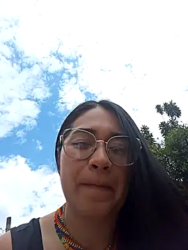 Snapshot of Samara_Outdoors chatting on October 21, 5:46 pm Samara Outdoors online show from October 21, 5:46 pm