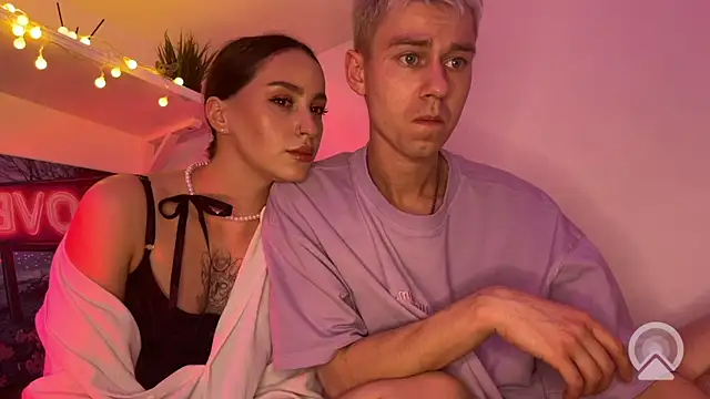 Snapshot of kris_kiss12 chatting on October 23, 10:41 pm kris kiss12 online show from October 23, 10:41 pm